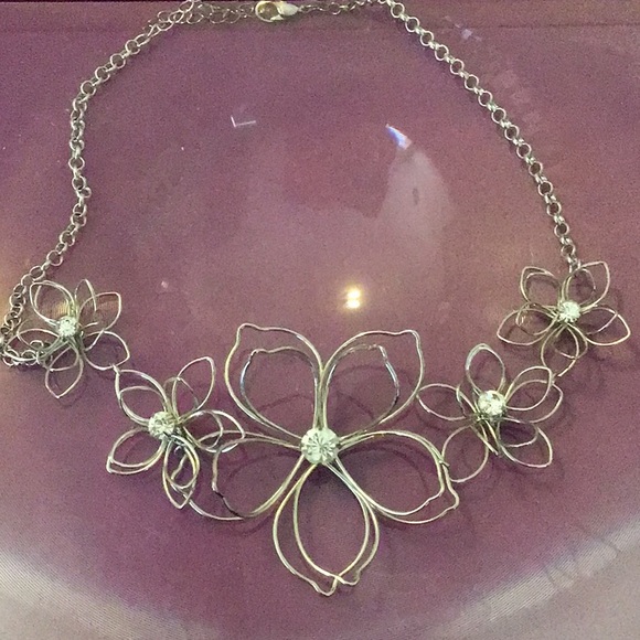 Never worn silver tone open lotus blossom necklace w/rhinestones, 18” length - Picture 2 of 2